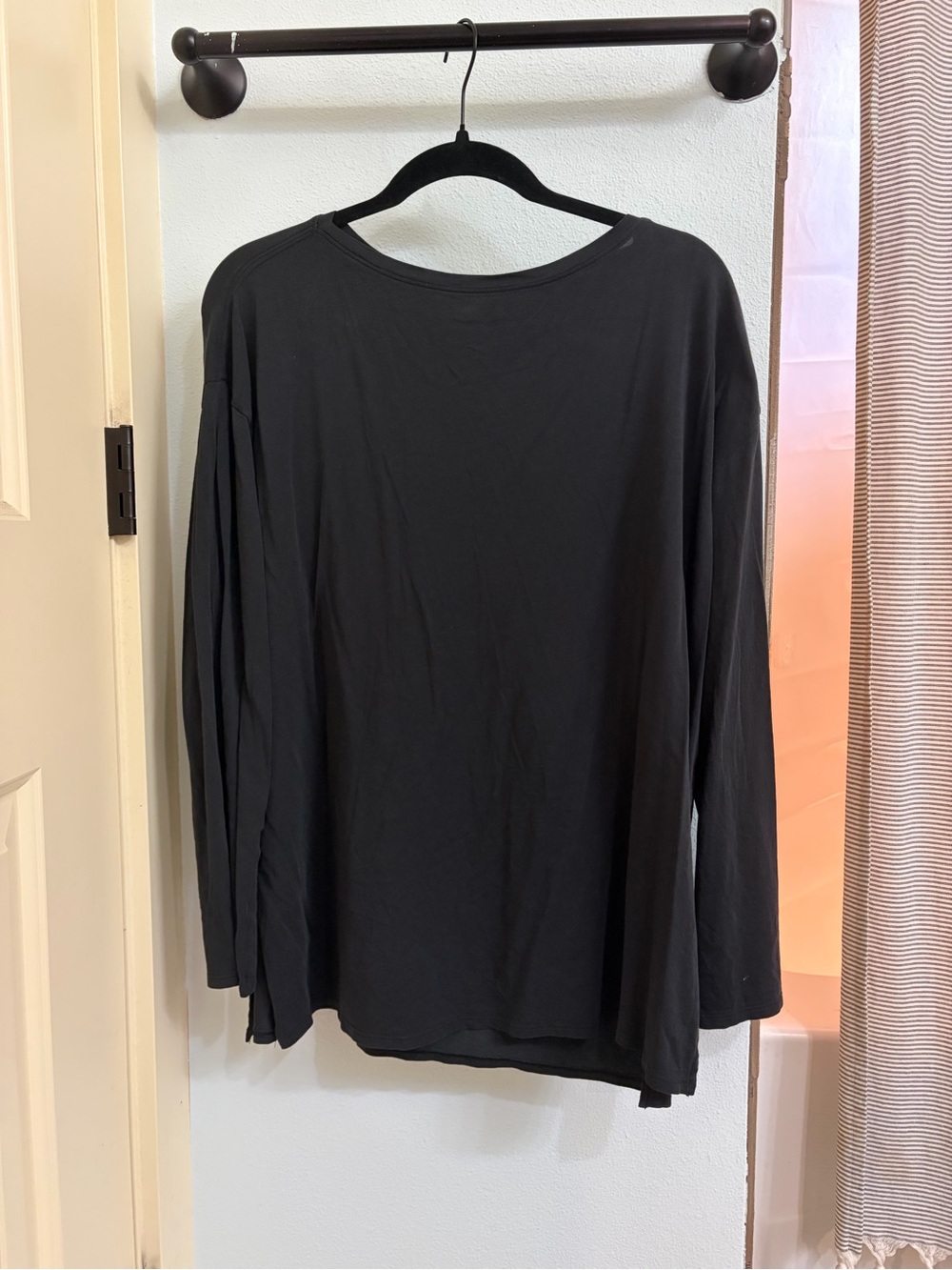 Lululemon Classic Black Long Sleeve Tee